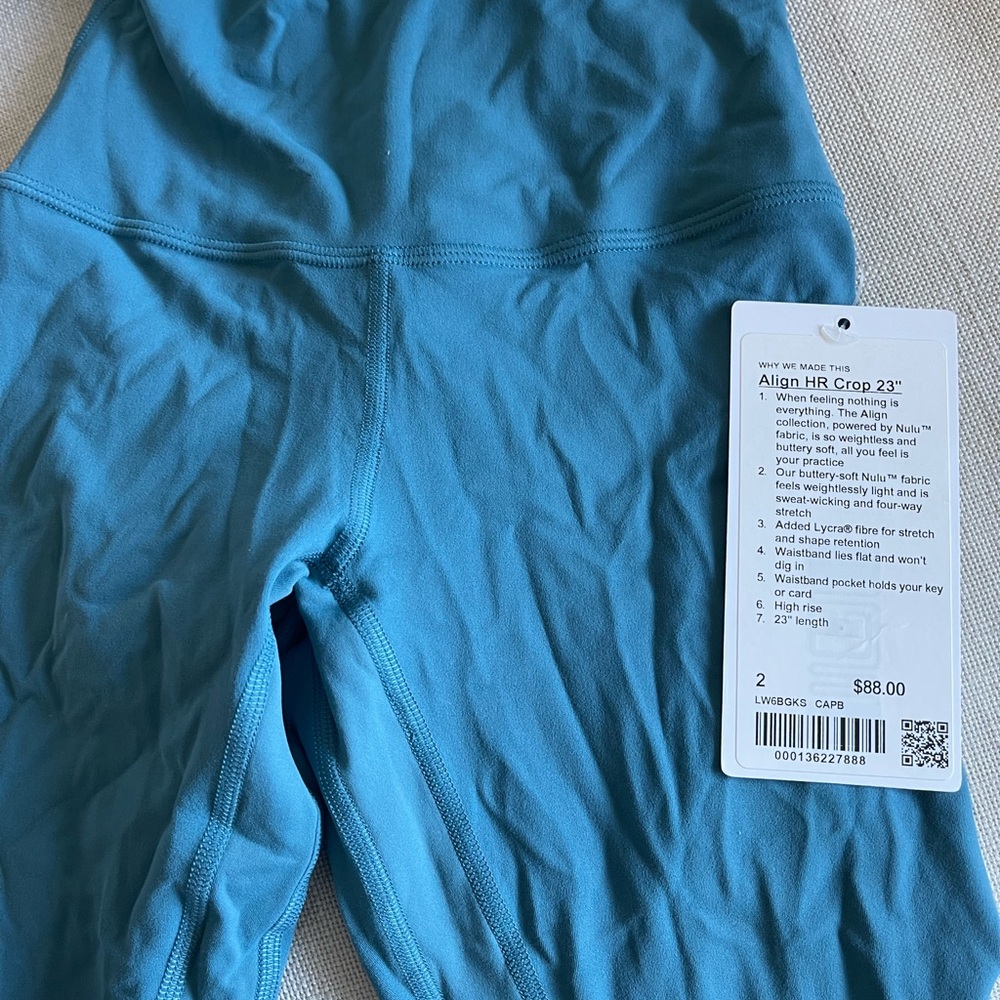 Align High-Rise Crop 23” Leggings in Blue